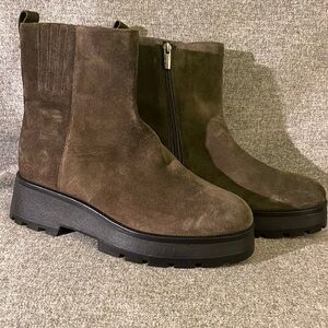 Vince Camuto Neframes Booties. NWT